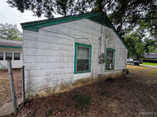 127 GROVEWOOD Court