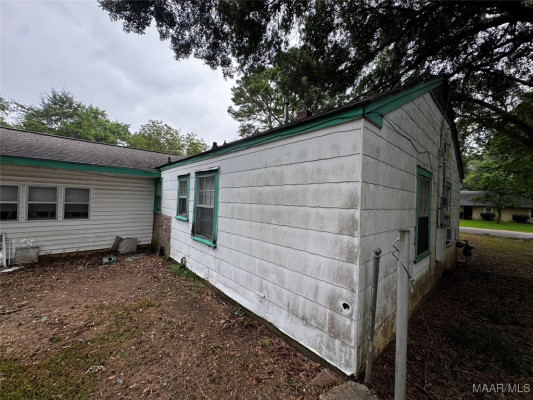 127 GROVEWOOD Court