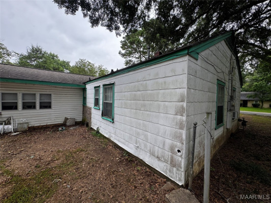 127 GROVEWOOD Court