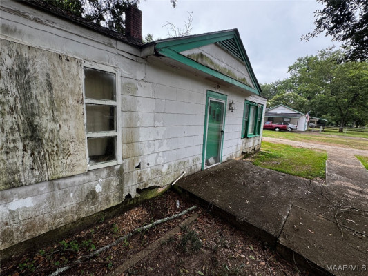 127 GROVEWOOD Court
