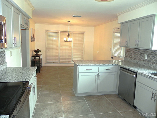 4600 Fox Den Lane