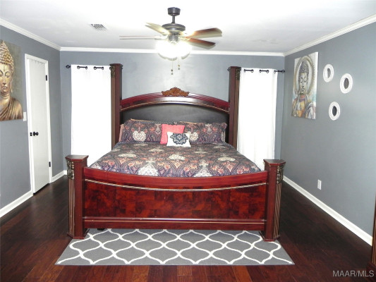 4600 Fox Den Lane