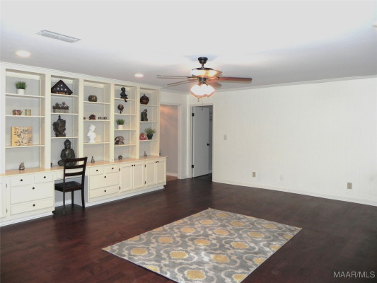 4600 Fox Den Lane
