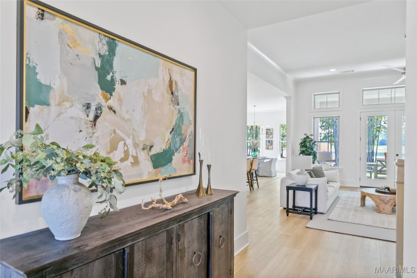 581 King's Meadow Street