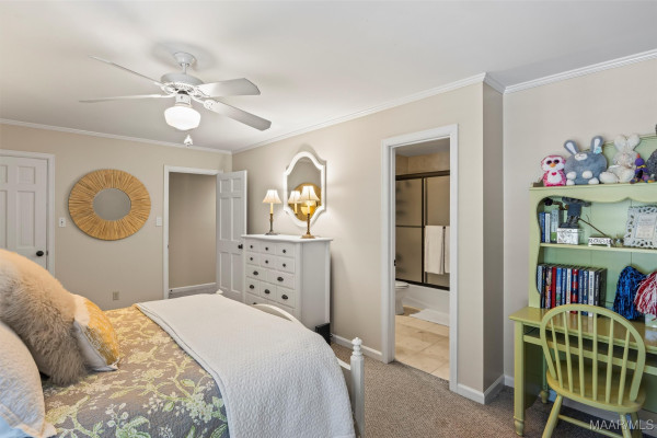 3266 Lancaster Lane