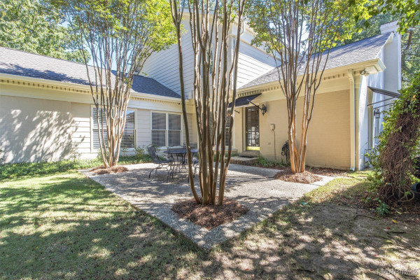 3266 Lancaster Lane