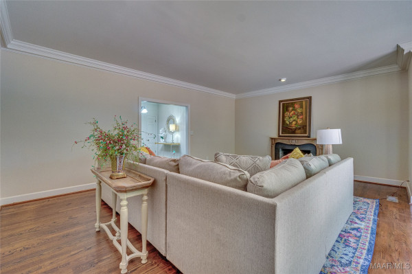 28030 Highway 31 . N