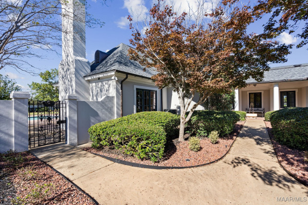 2290 Ray Thorington Road