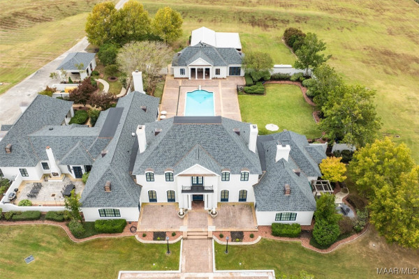 2290 Ray Thorington Road