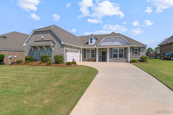 5531 Stapleton Drive