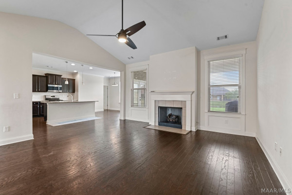 5531 Stapleton Drive