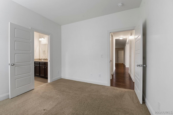 5531 Stapleton Drive