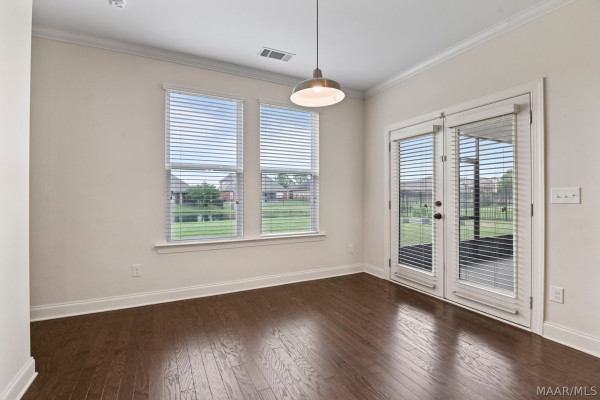 5531 Stapleton Drive