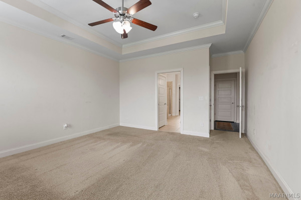 5531 Stapleton Drive