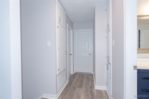 6307 Willow Glen Drive