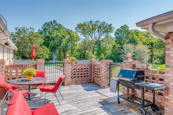 4391 Remington Road