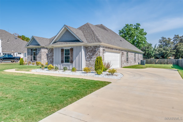 8555 Twin Gables Drive