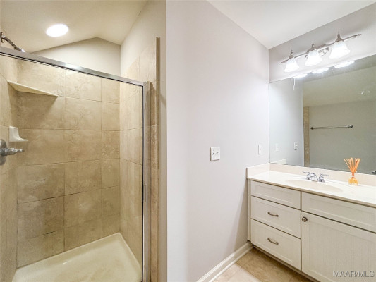 2221 WYNDGATE Drive