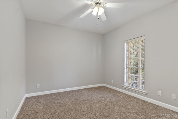 938 SILVER CREEK Circle