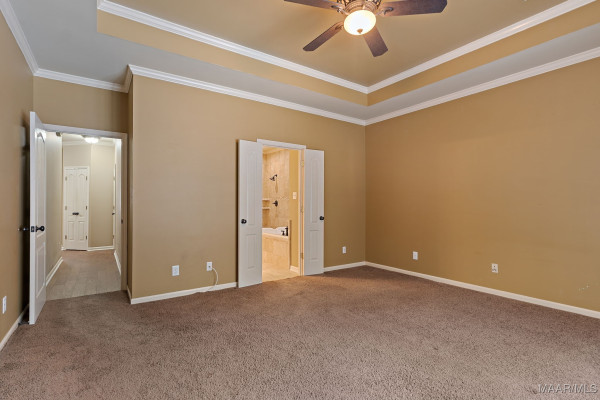 938 SILVER CREEK Circle