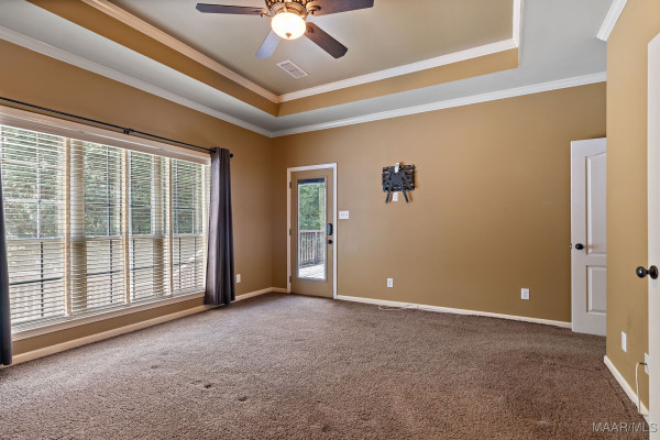 938 SILVER CREEK Circle