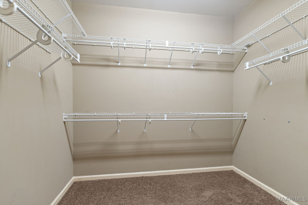 938 SILVER CREEK Circle