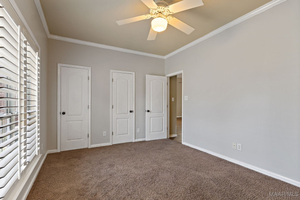 938 SILVER CREEK Circle