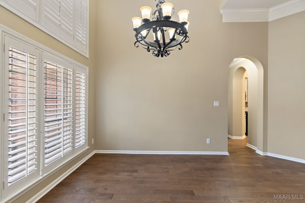 938 SILVER CREEK Circle