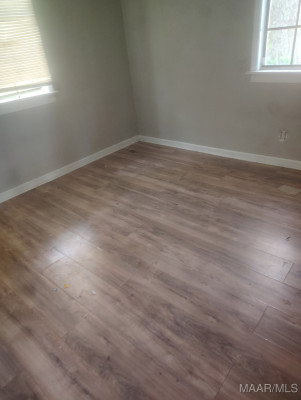 3324 W Tuskegee Circle