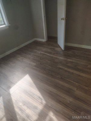 3324 W Tuskegee Circle