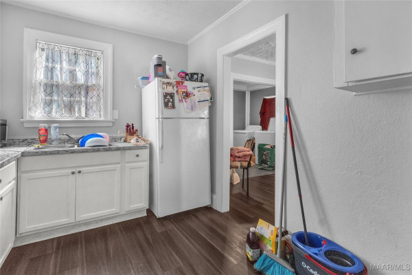 2721 Spann Place