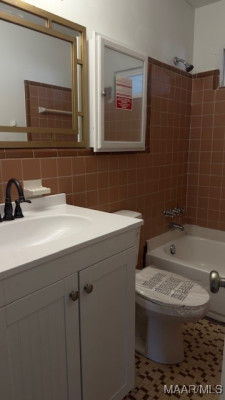 930 Coliseum Boulevard