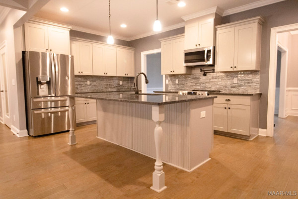 321 County RD 82 Road