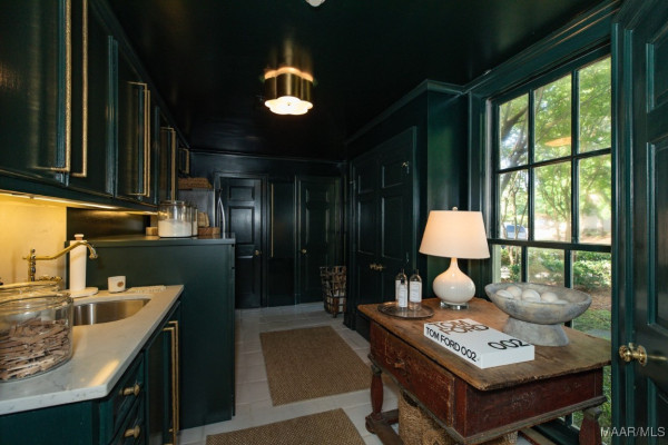 2436 Rosemont Place