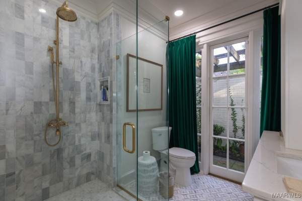 2436 Rosemont Place