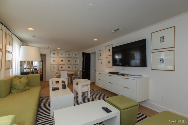 2436 Rosemont Place