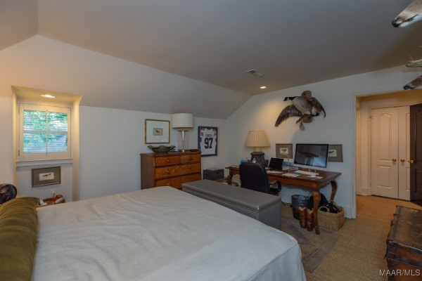 2436 Rosemont Place