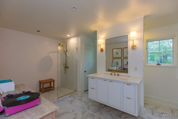 2436 Rosemont Place