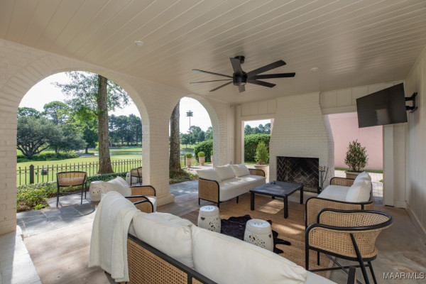 2436 Rosemont Place