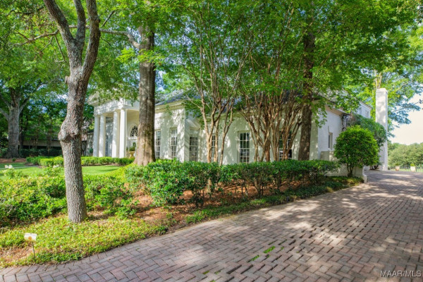 2436 Rosemont Place