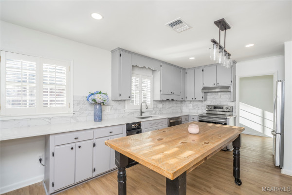 2523 Jasmine Road