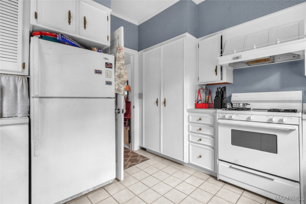 414 Perry Hill Road