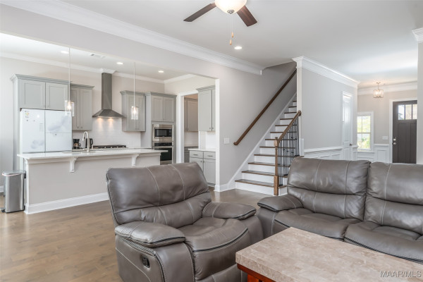 8535 Melbourne Way
