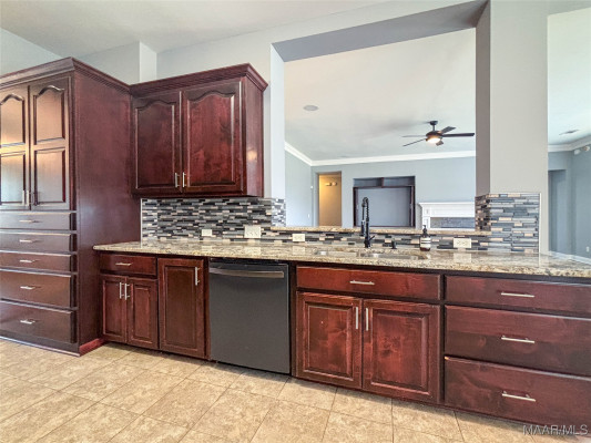 206 Stoneybrooke Way