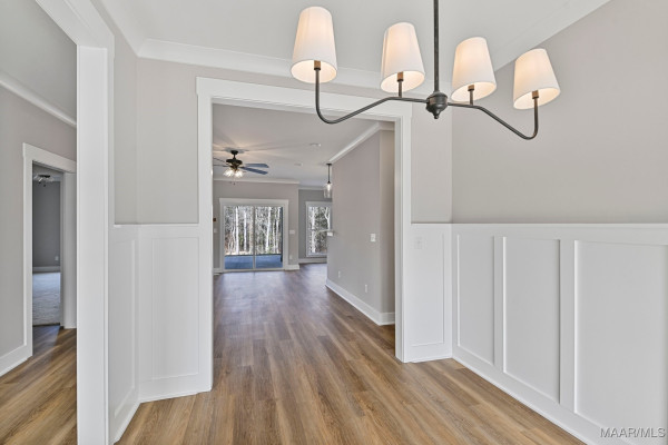 928 Central Road
