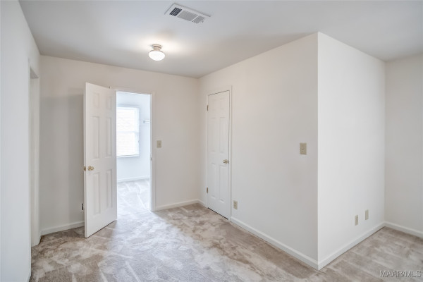 2811 Lansdowne Drive