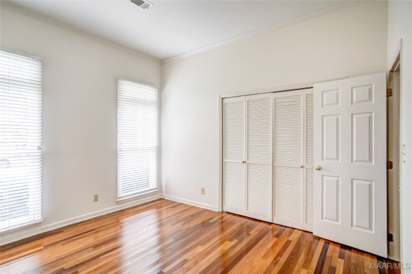 2811 Lansdowne Drive