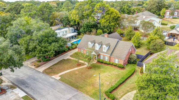 2811 Lansdowne Drive