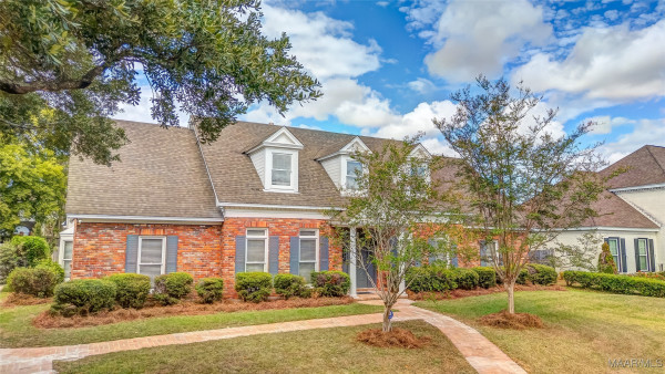 2811 Lansdowne Drive