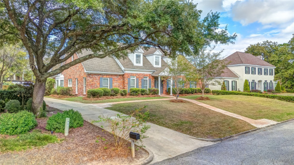 2811 Lansdowne Drive